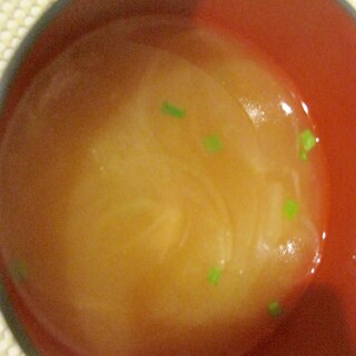 冬瓜と玉ねぎの味噌汁